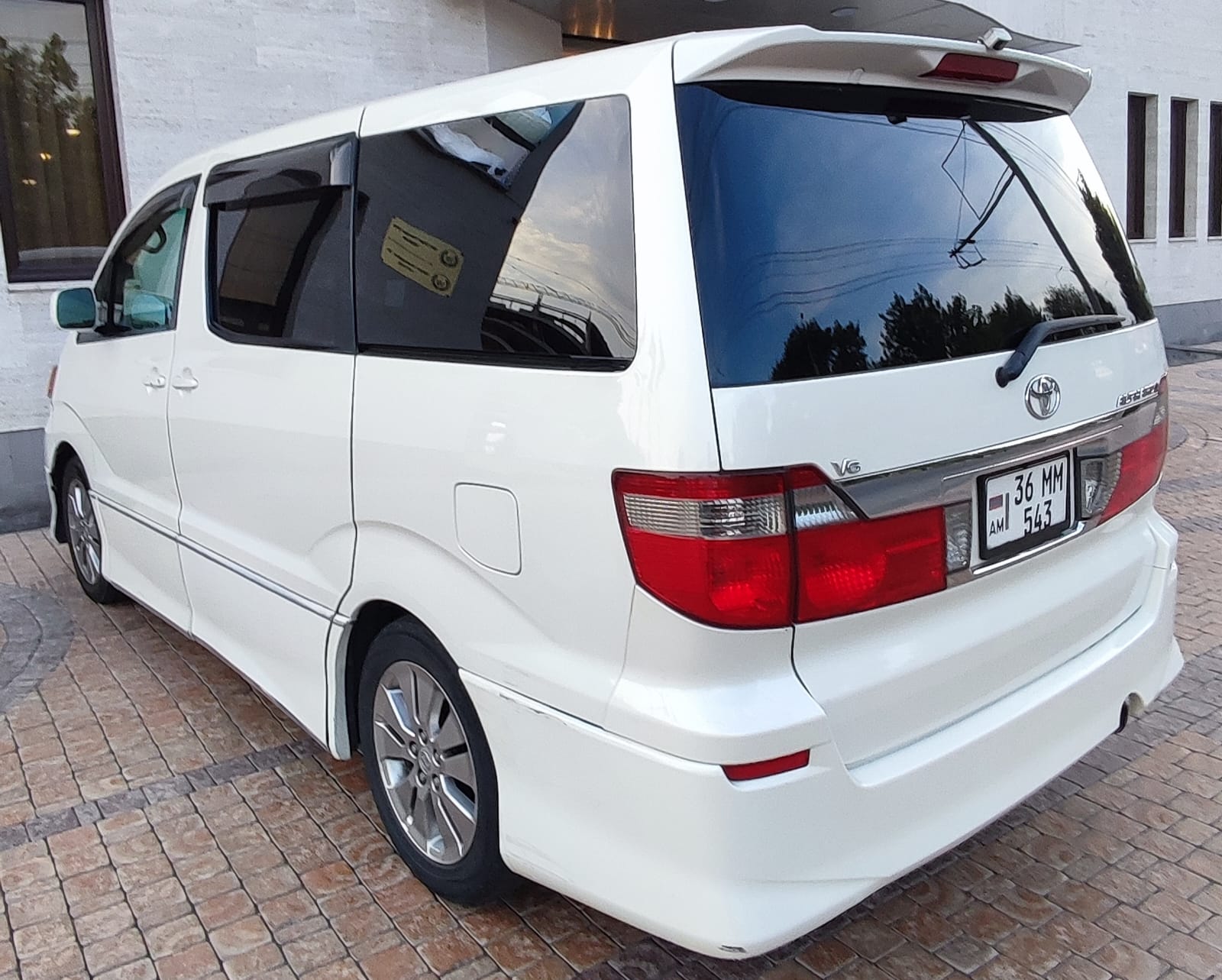 Toyota Alphard 3.0
